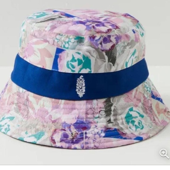 Free People Digital Blooms Bucket Hat nwot - Picture 4 of 6